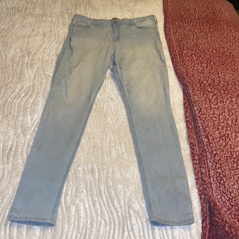 Hollister Light Wash Super Skinny Jeans Sz 15